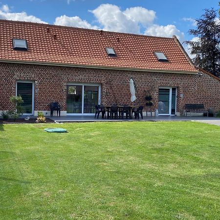 Le Domaine Des Saules Villa Richebourg  Exterior photo